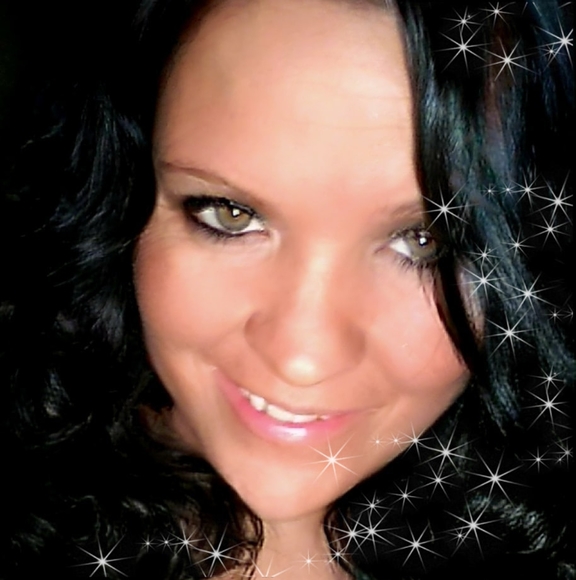 Meet your Posher, Crystal - Picture 1 of 1